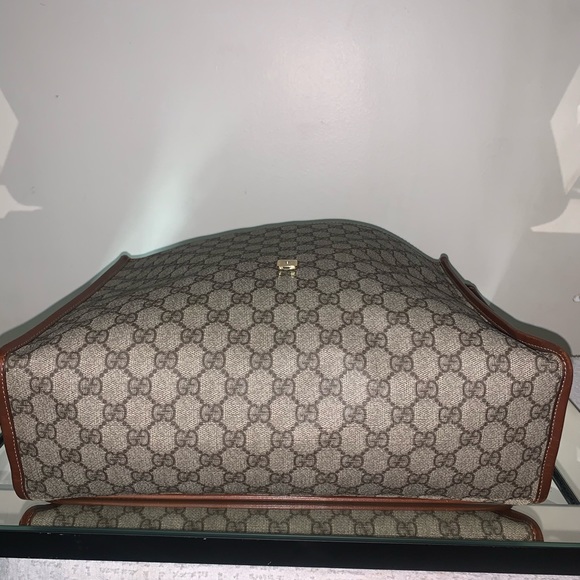 💯Authentic Gucci monogram canvas GGmessenger bag. - Picture 6 of 8